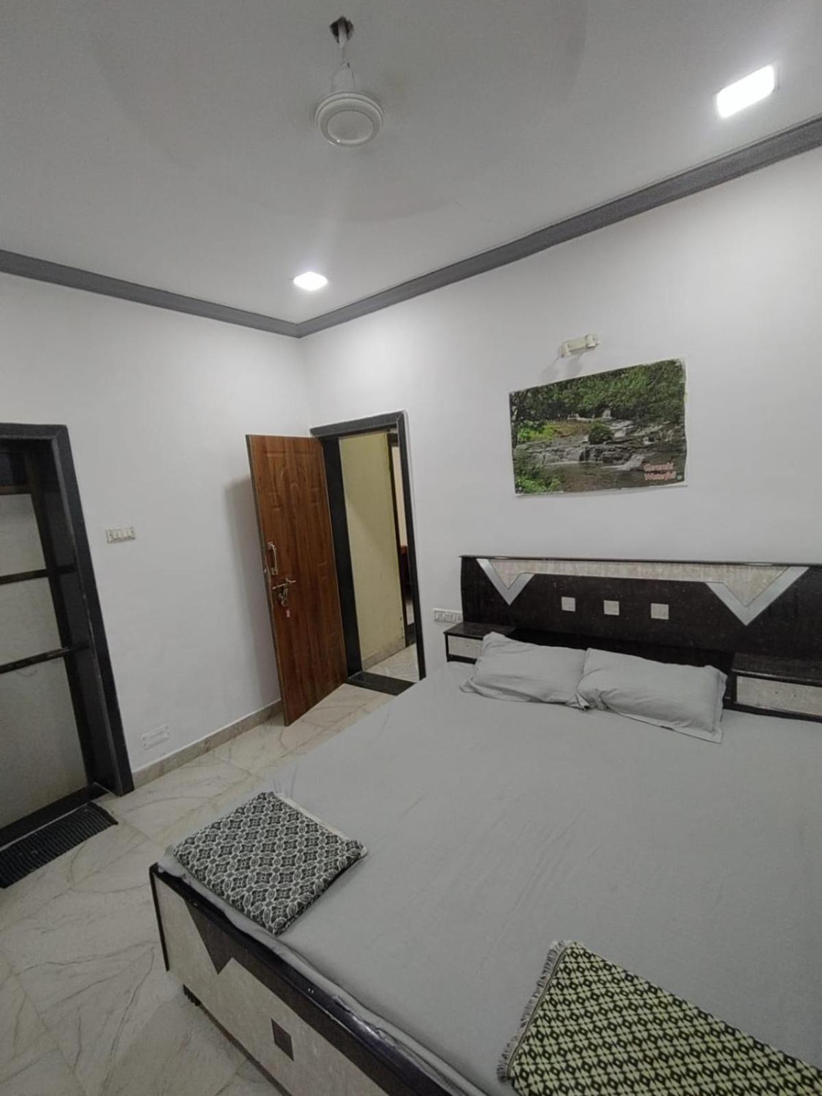 Hotel Seafront Murud  Exterior photo